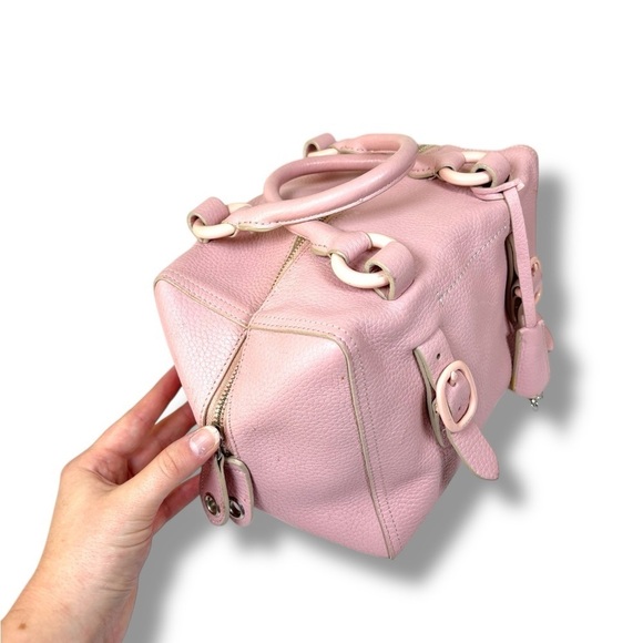 Vintage Y2K DKNY Soft Pastel Pink Leather Shoulder Box Tote Bag Purse - Picture 6 of 8